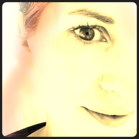 Meet your Posher, Kate - Picture 1 of 1